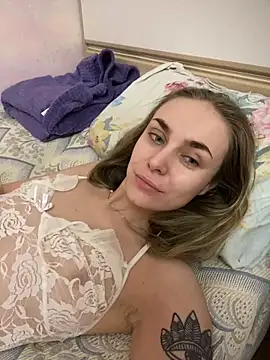 White Lu online show from January 23, 2025, 10:22 pm