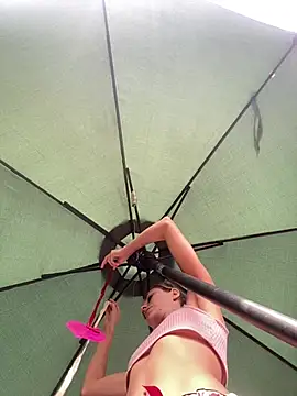 White Lu online show from February 12, 2026, 2:17 am