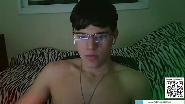 vitorsafado19 online show from October 18, 2025, 5:43 am