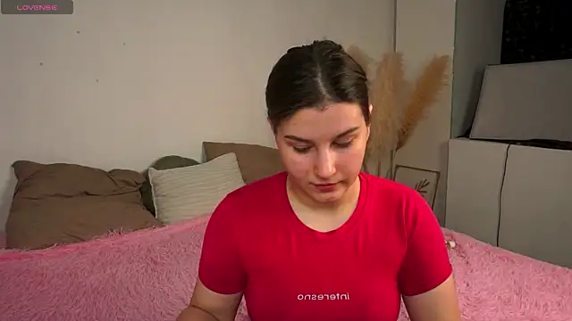 nawuwu online show from November 14, 2025, 4:00 am