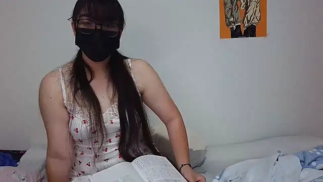 Snapshot of Sisi_cute chatting on September 25, 2025, 9:29 pm Sisi cute online show from September 25, 2025, 9:29 pm