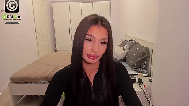 Snapshot of HelenShawn chatting on September 11, 2025, 8:20 pm HelenShawn online show from September 11, 2025, 8:20 pm