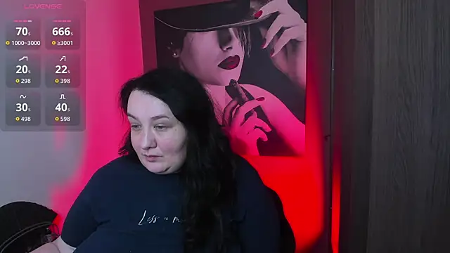 QueenOfHaze online show from May 23, 2026, 5:06 pm
