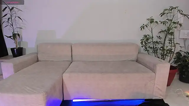 Snapshot of Hannah_Jonhson chatting on January 9, 2026, 3:20 am Hannah Jonhson online show from January 9, 2026, 3:20 am