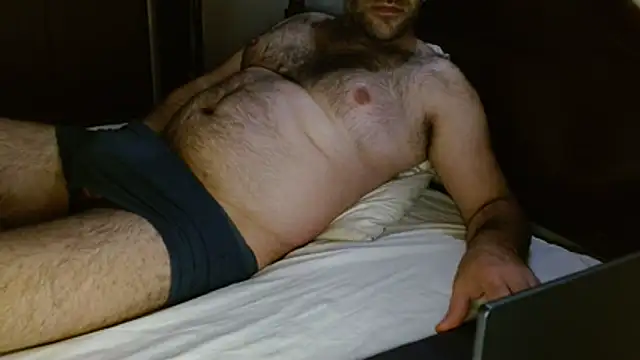  tuga man  online show from April 17, 2026, 11:52 pm