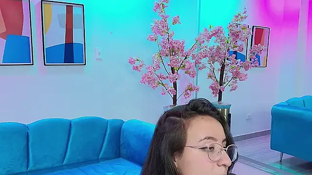 Snapshot of Lilyy_evans chatting on March 8, 2025, 10:00 am Lilyy evans online show from March 8, 2025, 10:00 am