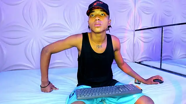 Snapshot of JackBBC18 chatting on February 1, 2025, 12:58 pm JackBBC18 online show from February 1, 2025, 12:58 pm