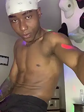 Snapshot of JackBBC18 chatting on November 17, 2025, 3:51 pm JackBBC18 online show from November 17, 2025, 3:51 pm