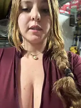 Snapshot of masmelorosa chatting on December 3, 2025, 7:16 am masmelorosa online show from December 3, 2025, 7:16 am