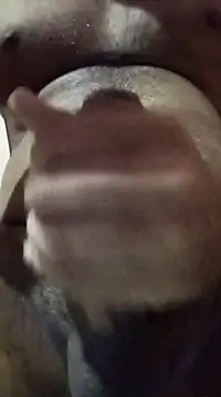 Snapshot of randit7 chatting on February 5, 2025, 12:06 pm randit7 online show from February 5, 2025, 12:06 pm