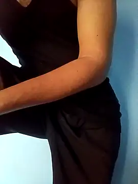 Snapshot of randit7 chatting on March 13, 2025, 2:27 am randit7 online show from March 13, 2025, 2:27 am