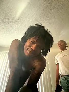 squirmxx10 online show from January 18, 2026, 10:24 pm