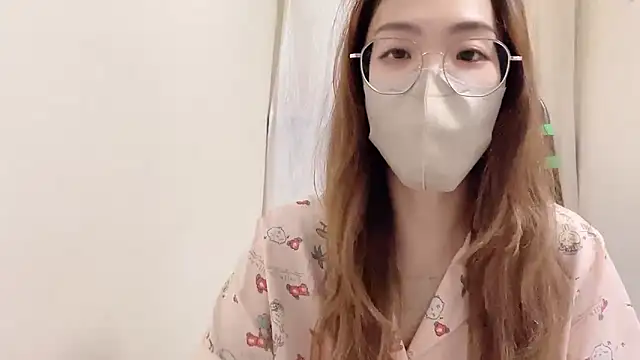 Snapshot of Chu1314 chatting on September 28, 2025, 3:17 pm Chu1314 online show from September 28, 2025, 3:17 pm