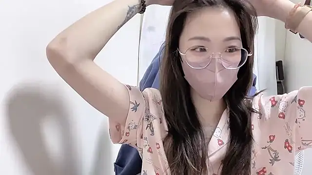 Snapshot of Chu1314 chatting on November 29, 2025, 3:37 pm Chu1314 online show from November 29, 2025, 3:37 pm