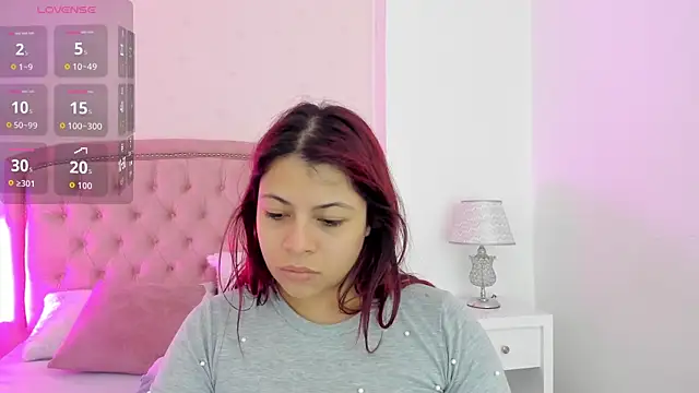 Snapshot of Kendall__Fox chatting on November 12, 2025, 5:41 am Kendall Fox online show from November 12, 2025, 5:41 am