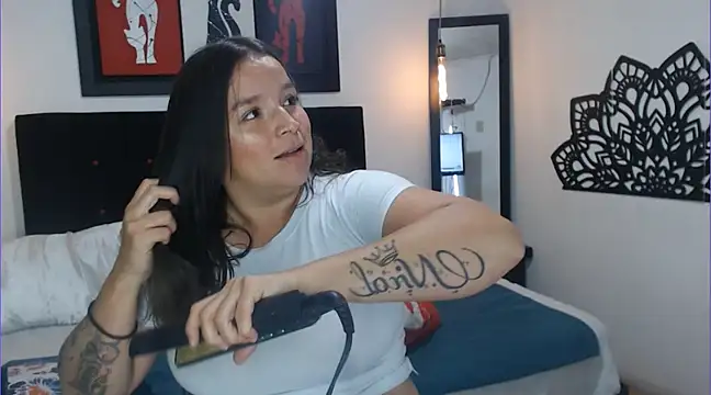 Kristin milk online show from February 10, 2025, 11:57 am