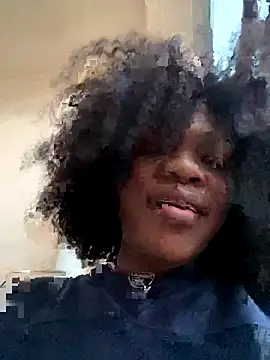 Snapshot of Boneca25 chatting on November 1, 2025, 4:09 pm Boneca25 online show from November 1, 2025, 4:09 pm