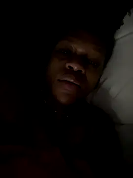 Snapshot of Boneca25 chatting on November 28, 2025, 5:32 am Boneca25 online show from November 28, 2025, 5:32 am