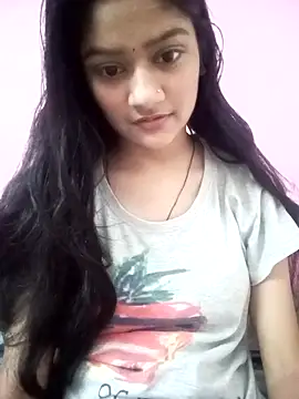 Snapshot of Tanu-00 chatting on September 28, 2025, 2:11 pm Tanu-00 online show from September 28, 2025, 2:11 pm