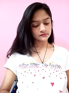 Snapshot of Tanu-00 chatting on October 14, 2025, 4:13 am Tanu-00 online show from October 14, 2025, 4:13 am