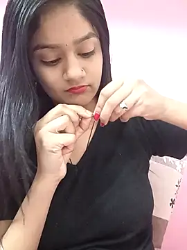 Snapshot of Tanu-00 chatting on November 15, 2025, 2:02 pm Tanu-00 online show from November 15, 2025, 2:02 pm