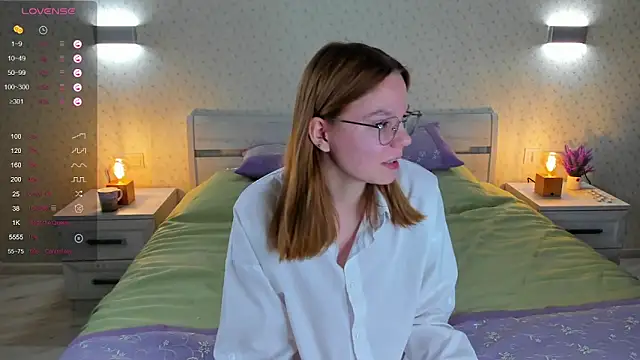 ElvinaBestwick online show from March 7, 2025, 6:22 pm