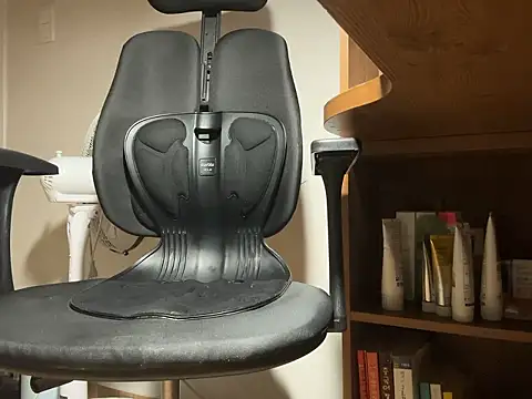 Snapshot of Phil_6677 chatting on February 4, 2026, 3:51 pm Phil 6677 online show from February 4, 2026, 3:51 pm