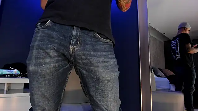 Snapshot of kaletattoo chatting on March 11, 2026, 11:05 am kaletattoo online show from March 11, 2026, 11:05 am