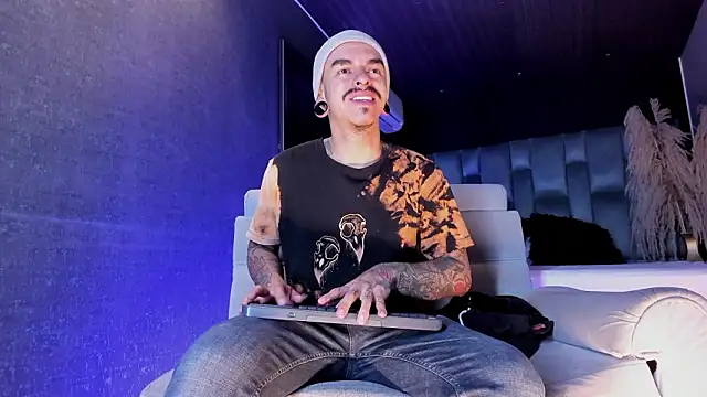 Snapshot of kaletattoo chatting on March 12, 2026, 11:16 am kaletattoo online show from March 12, 2026, 11:16 am