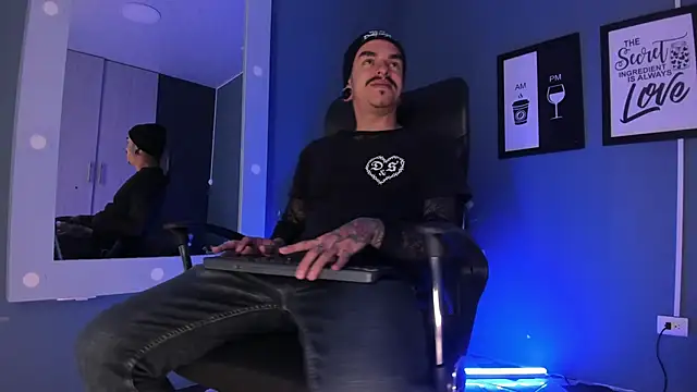 Snapshot of kaletattoo chatting on March 25, 2026, 11:16 am kaletattoo online show from March 25, 2026, 11:16 am