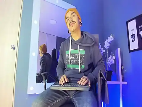 Snapshot of kaletattoo chatting on March 26, 2026, 11:16 am kaletattoo online show from March 26, 2026, 11:16 am