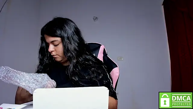 Little Shaara online show from October 29, 2025, 8:32 pm