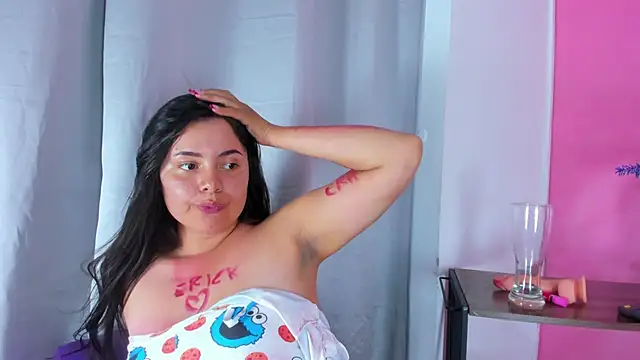 Snapshot of evaa_greey chatting on January 28, 2025, 2:32 am evaa greey online show from January 28, 2025, 2:32 am