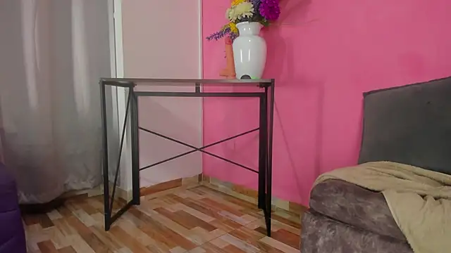 Snapshot of evaa_greey chatting on February 1, 2025, 2:16 am evaa greey online show from February 1, 2025, 2:16 am