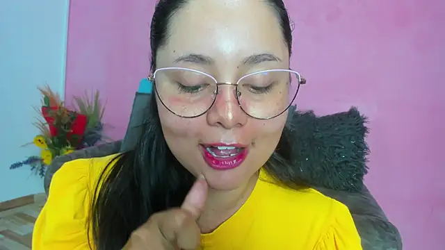 Snapshot of evaa_greey chatting on March 10, 2025, 10:02 pm evaa greey online show from March 10, 2025, 10:02 pm