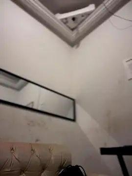 HeatherCobs online show from November 14, 2025, 7:01 pm