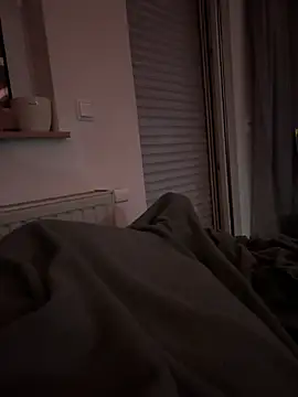 denjo111 online show from April 25, 2026, 10:40 pm