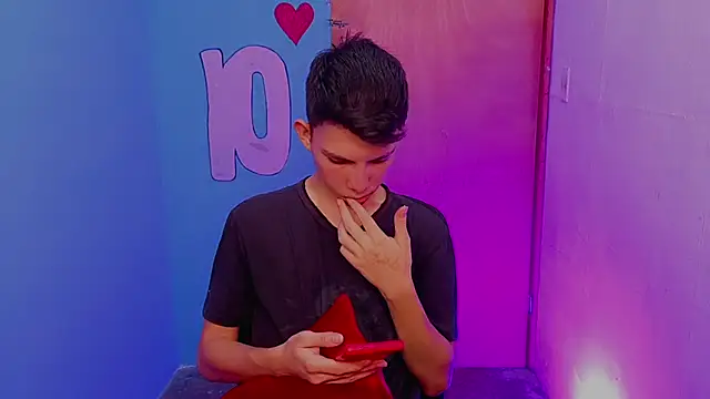 Alexxx lov online show from February 28, 2026, 12:28 pm