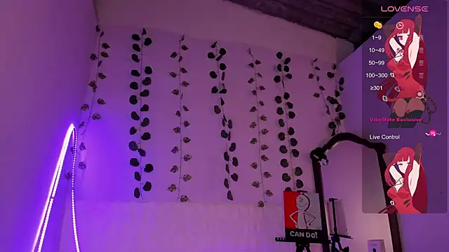 Ludovica6669 online show from February 26, 2025, 9:37 pm