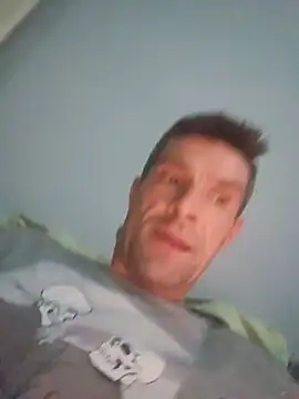 Schkodnik online show from August 2, 2026, 4:11 am