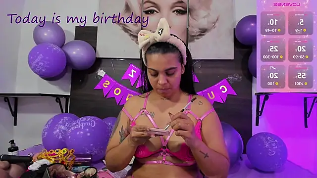 Emily rivera78 online show from September 24, 2025, 4:27 am