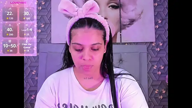 Emily rivera78 online show from April 10, 2026, 3:56 am