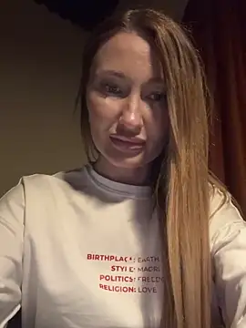 Snapshot of Sweet_Pussy2024 chatting on February 5, 2025, 10:19 am Sweet Pussy2024 online show from February 5, 2025, 10:19 am