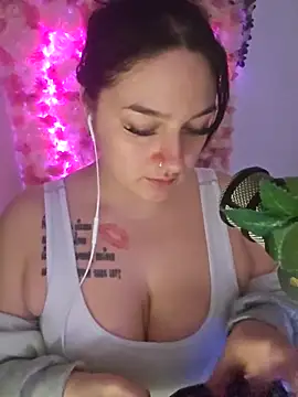 Snapshot of Jinyxx3 chatting on March 7, 2025, 4:46 am Jinyxx3 online show from March 7, 2025, 4:46 am