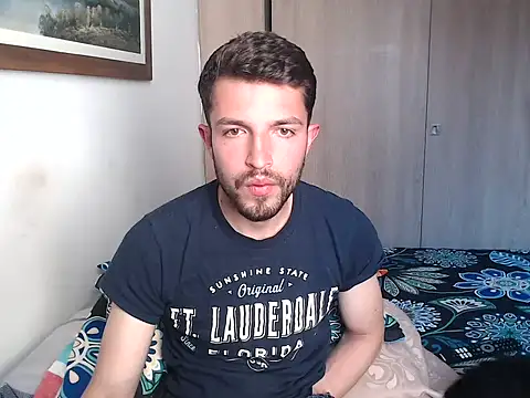 Snapshot of nickzeus98 chatting on April 25, 2026, 10:07 pm nickzeus98 online show from April 25, 2026, 10:07 pm