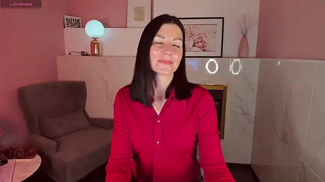 MonicaCheerful online show from February 5, 2025, 6:37 pm