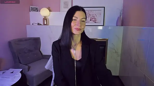 MonicaCheerful online show from February 7, 2025, 8:33 am