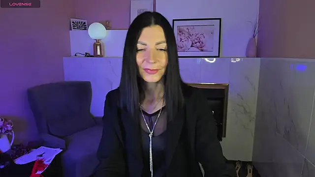 MonicaCheerful online show from February 8, 2025, 8:42 am