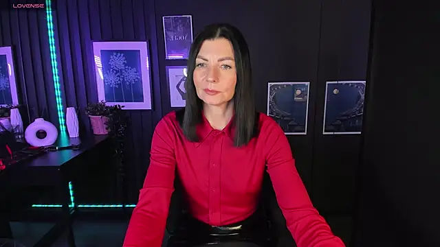 MonicaCheerful online show from February 9, 2025, 4:40 pm