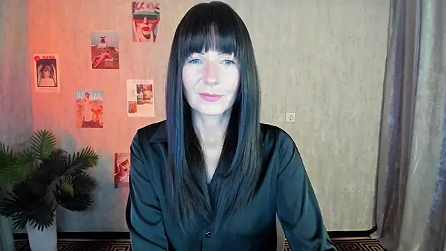 MonicaCheerful online show from October 3, 2025, 12:24 pm